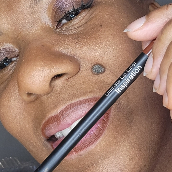 Kandi koated Inspiration- Ultimate Lip Liner - Picture 3 of 8